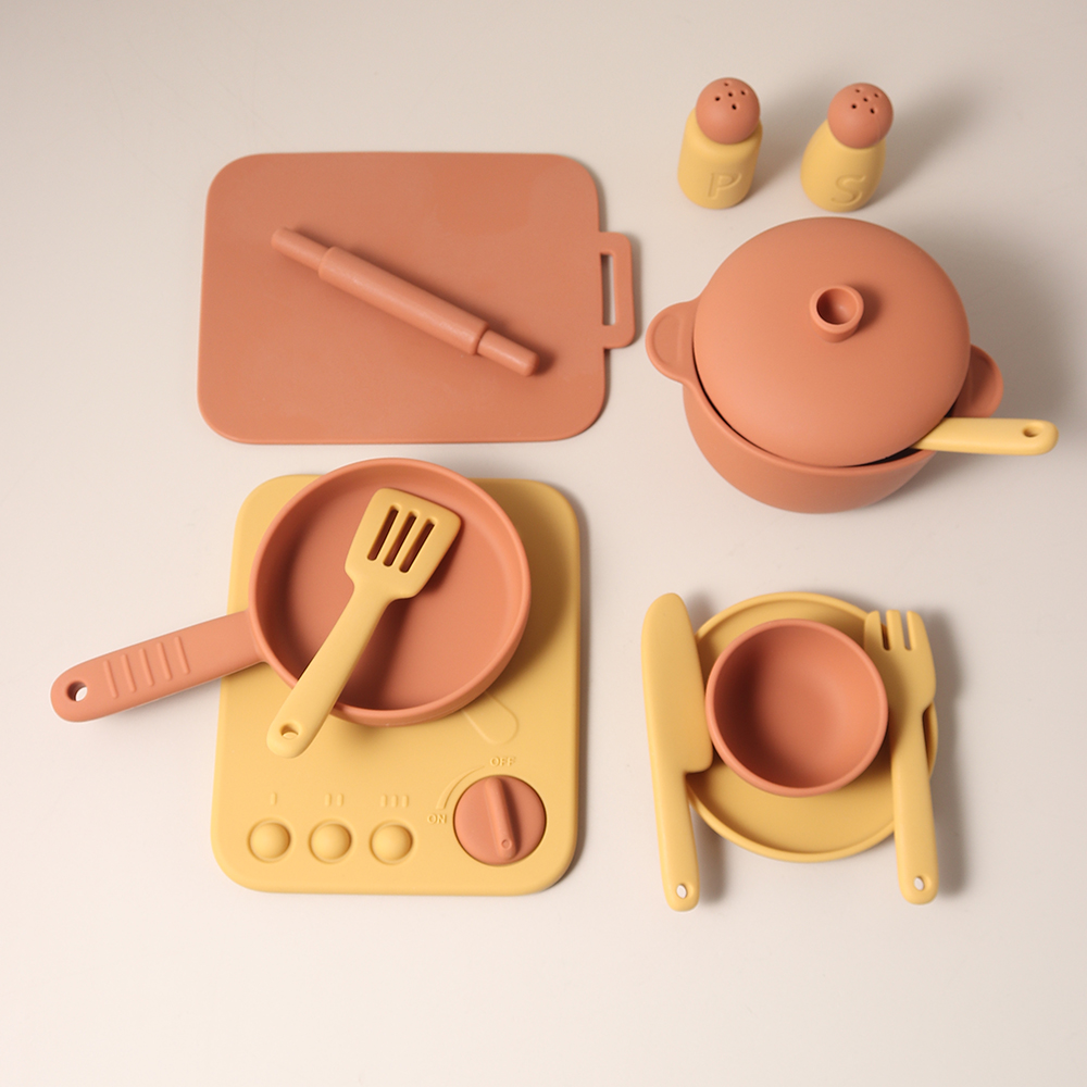 Set di 13 Pezzi Giocattoli da  - Kids Outdoor Kitchen Accessories recensione e prezzo